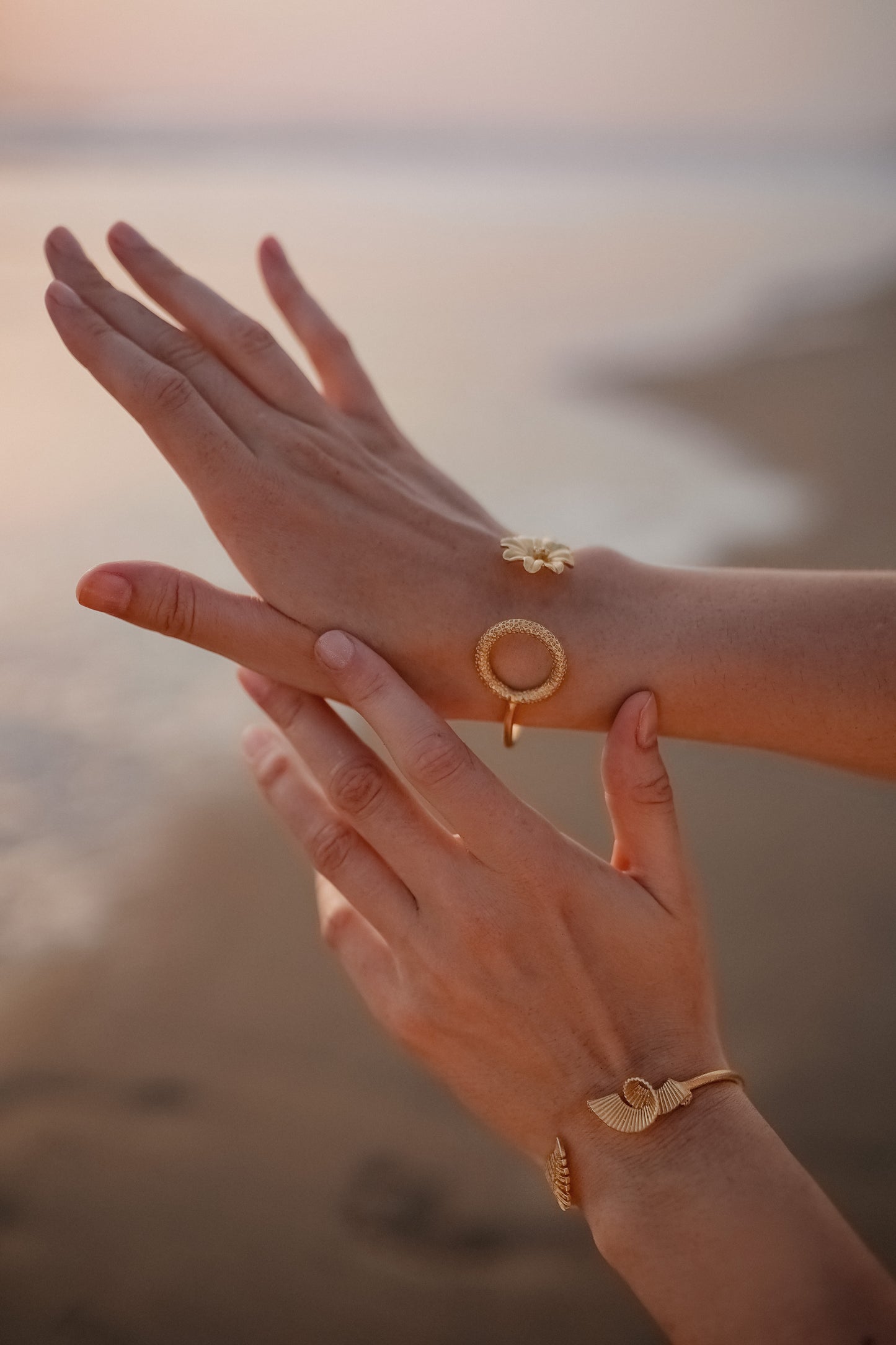 Blooming bud bangle